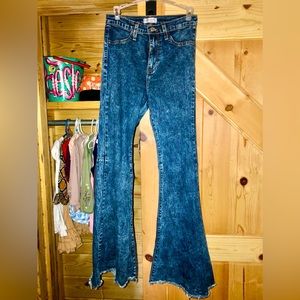JUDY BLUE acid washed flares